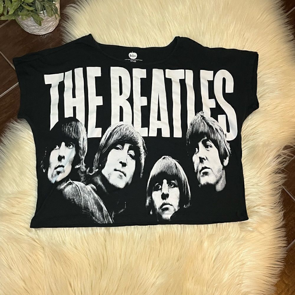 The Beatles black/white crop top sz small